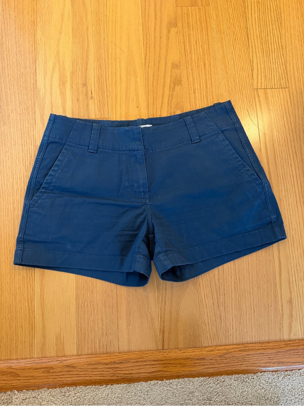 Vineyard Vines Navy Women's Chino Shorts